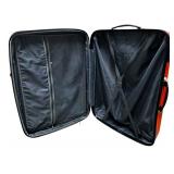 Hardshell Suitcases (2) Large and Carry On Hardshell Suitcases (2) Large and Carry On
