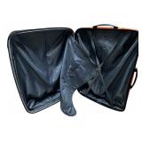 Hardshell Suitcases (2) Large and Carry On Hardshell Suitcases (2) Large and Carry On