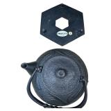 Nambu Tekki Tetsubin // Traditional Japanese Cast Iron Teapot/Kettle Nambu Tekki Tetsubin // Traditional Japanese Cast Iron Teapot/Kettle