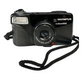 Film Camera Bundle (2) Film Camera Bundle (2)