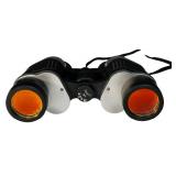 Vintage Binoculars and Carrying Case Vintage Binoculars and Carrying Case