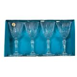 Cristal de Flandre Salzburg Gold Pattern Wine Goblet 6 1/2" x 3" Cristal de Flandre Salzburg Gold Pattern Wine Goblet 6 1/2" x 3"