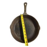 Cast Iron Pans (2) 10" Cast Iron Pans (2) 10"