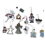 Vintage Christmas Tree Ornaments  (11) Vintage Christmas Tree Ornaments  (11)
