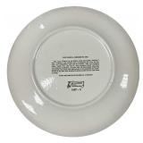 Vintage John Deere Trays and Commemorative Plate Bundle (4) Vintage John Deere Trays and Commemorative Plate Bundle (4)
