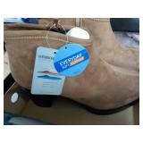 Hawkwell Light Brown Boots size 9.5...