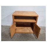 Oak TV Stand with Dual Cabinet Doors and Open Shelf 24x27x16 in