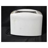 VillaWare Pizzelle Baker Prego Series II with Proctor Silex 2-Slice Toaster VillaWare Pizzelle Baker Prego Series II with Proctor Silex 2-Slice Toaster