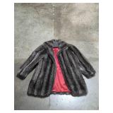 Carol Horn Captivity Real Fur Coat Size 8 Made in USA