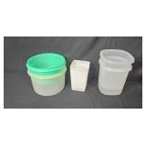 Assorted Plastic Food Storage Containers with Lids Assorted Plastic Food Storage Containers with Lids