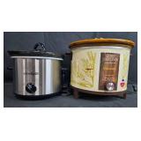 Crock-Pot Slow Cooker and Vintage Hamilton Beach Crock Watcher Set Crock-Pot Slow Cooker and Vintage Hamilton Beach Crock Watcher Set