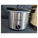 Crock-Pot Slow Cooker and Vintage Hamilton Beach Crock Watcher Set Crock-Pot Slow Cooker and Vintage Hamilton Beach Crock Watcher Set