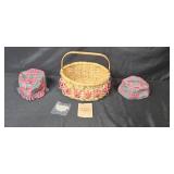 Longaberger 2000 Let It Snow Basket with Plaid Liners and Tie-On Longaberger 2000 Let It Snow Basket with Plaid Liners and Tie-On