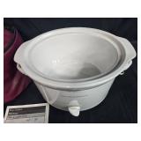 Hamilton Beach 3-Quart Slow Cooker with Carrying Case Hamilton Beach 3-Quart Slow Cooker with Carrying Case