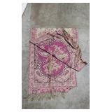 Set of Decorative Tablecloths with Floral and Paisley Patterns Set of Decorative Tablecloths with Floral and Paisley Patterns
