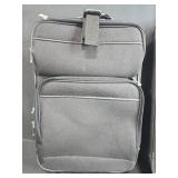 Set of 2 Black Travel Suitcases Including Ricardo Beverly Hills Set of 2 Black Travel Suitcases Including Ricardo Beverly Hills