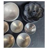 Collection of Stainless Steel Mixing Bowls and Cast Aluminum Bundt Pans Collection of Stainless Steel Mixing Bowls and Cast Aluminum Bundt Pans