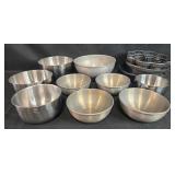 Collection of Stainless Steel Mixing Bowls and Cast Aluminum Bundt Pans Collection of Stainless Steel Mixing Bowls and Cast Aluminum Bundt Pans