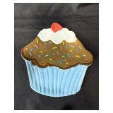 Set of 4 Boston Warehouse Cupcake Shaped Ceramic Plates Set of 4 Boston Warehouse Cupcake Shaped Ceramic Plates