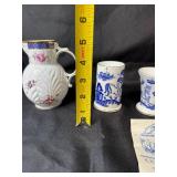 Coalport Bone China Willow Pattern Miniature Jug and Cups Set Coalport Bone China Willow Pattern Miniature Jug and Cups Set