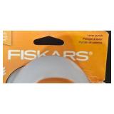 Set of Craft Paper Punches Fiskars and McGill Assorted Designs Set of Craft Paper Punches Fiskars and McGill Assorted Designs