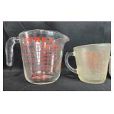 Kitchenware Lot with Pyrex Measuring Cups, Ceramic Ramekin, and Tylor Oven Thermometer Kitchenware Lot with Pyrex Measuring Cups, Ceramic Ramekin, and Tylor Oven Thermometer