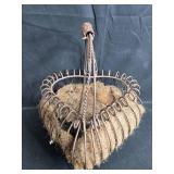 Heart Shaped Metal Wire Hanging Basket with Liner
