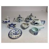 Lot of Delft Blue Minis