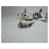 Lot of Delft Blue Minis