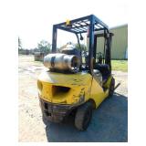 Komatsu FG25T-16 LP Forklift Komatsu FG25T-16 LP Forklift