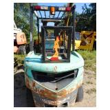 2004 Mitsubishi FG30 Gas Forklift - For Repair 2004 Mitsubishi FG30 Gas Forklift - For Repair