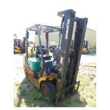 2005 Komatsu FG25ST-14 LP Forklift 2005 Komatsu FG25ST-14 LP Forklift