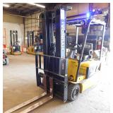 2012 Hyundai 15BT-7 36 Volt Electric Forklift 2012 Hyundai 15BT-7 36 Volt Electric Forklift