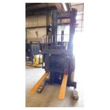 2000 Crown RR5020-35 Electric Stand Up Reach Forklift 2000 Crown RR5020-35 Electric Stand Up Reach Forklift