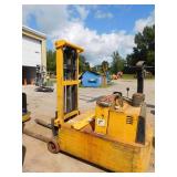 Big Joe Counterbalance Stacker - For Parts or Repair Big Joe Counterbalance Stacker - For Parts or Repair