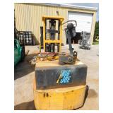 Big Joe Counterbalance Stacker - For Parts or Repair Big Joe Counterbalance Stacker - For Parts or Repair