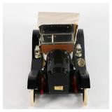 Liquor Decanter - 1914 Chevy Cadillac *EMPTY*