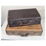 Lot of 2 Vintage Suitcases Lot of 2 Vintage Suitcases