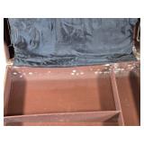 Lot of 2 Vintage Suitcases Lot of 2 Vintage Suitcases