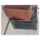 Lot of 2 Vintage Suitcases Lot of 2 Vintage Suitcases
