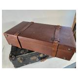 Lot of 2 Vintage Suitcases Lot of 2 Vintage Suitcases