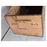 Hastings Wooden Crate for Easter Lily Bulbs Hastings Wooden Crate for Easter Lily Bulbs