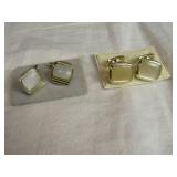 Vintage Cufflinks Set with Mother of Pearl and Gold Tone Finish Vintage Cufflinks Set with Mother of Pearl and Gold Tone Finish