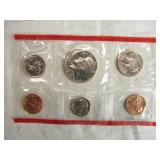 United States Mint 1989 Uncirculated Coin Set with D and P Mint Marks United States Mint 1989 Uncirculated Coin Set with D and P Mint Marks