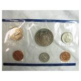 United States Mint 1989 Uncirculated Coin Set with D and P Mint Marks United States Mint 1989 Uncirculated Coin Set with D and P Mint Marks