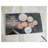 United States Mint 1989 Uncirculated Coin Set with D and P Mint Marks United States Mint 1989 Uncirculated Coin Set with D and P Mint Marks