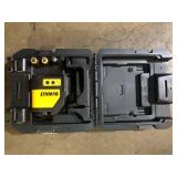 DEWALT 100 ft. Green Self-Leveling Cross Line Laser Level with (3) AA Batteries & Case Customer Returns See Pictures DEWALT 100 ft. Green Self-Leveling Cross Line Laser Level with (3) AA Batteries & Case Customer Returns See Pictures
