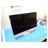 Apple iMac15,1 A1419 MF885LL/A AIO PC // INTEL CORE I5-4590 3.3 Ghz // 16GB DDR3 SDRAM // 1TB HD // Includes IOS and power cable // cracked glass in screen