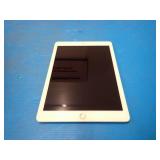 Apple iPad 5th Gen A1822 // 128GB of storage // WIFI Only // Includes Charging Cable