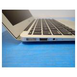 Apple MacBook Air 5,1 A1465 // INTEL CORE I7-3667U 2 Ghz // 8GB DDR3 RAM // 251GB HD // 11.6" screen with 1366 x 768 Resolution // Includes IOS and power adapter